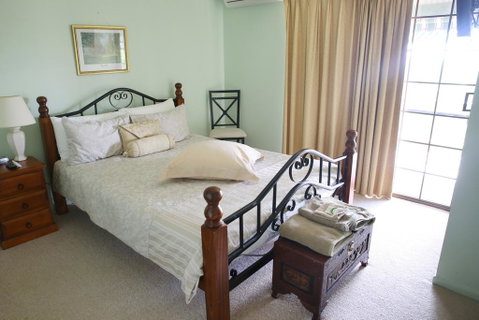 Porters Plainland Lockyer Valley B&B - Accommodation Coffs Harbour 2