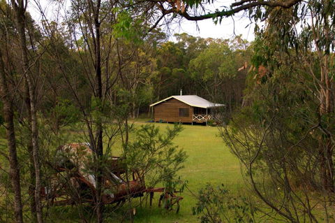 Possum's Hollow And Hooter's Hut - Accommodation Coffs Harbour 0