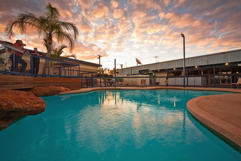 Potshot Hotel Resort - Accommodation Coffs Harbour 0