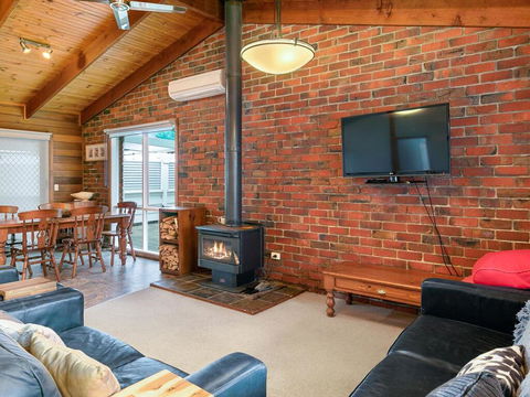 Powlett Place - Accommodation Coffs Harbour 2