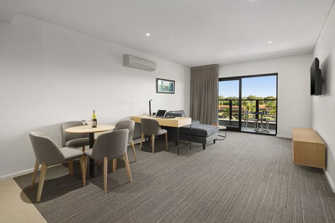 Quality Hotel Lakeside - Accommodation Coffs Harbour 3