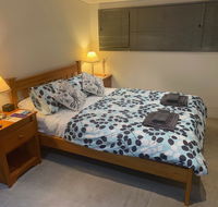 Quiet and private studio with Wifi. - Accommodation Coffs Harbour