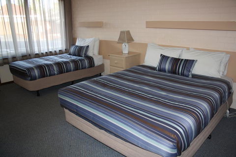 Raglan Motor Inn - Accommodation Coffs Harbour 2