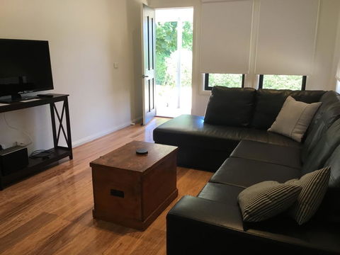 Rail Trail Cottage - Accommodation Coffs Harbour 1