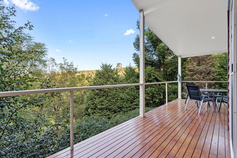Ravensbourne Escape- Kookaburra Kottage - Accommodation Coffs Harbour 1