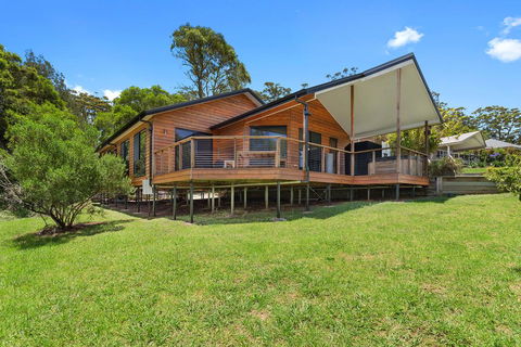Ravensbourne Escape- Rose Alyce - Accommodation Coffs Harbour 0