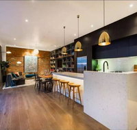 Readyset Glashouse Melbourne - Accommodation Coffs Harbour