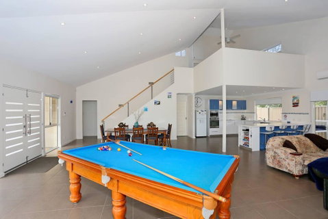 Relax At Falcon By The Bay - Accommodation Coffs Harbour 0