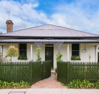 Roalies Farm House - Accommodation Coffs Harbour