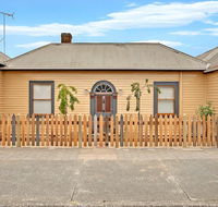 Robinson Cottage - Accommodation Coffs Harbour