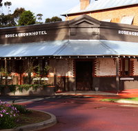 Rose  Crown Hotel - Accommodation Coffs Harbour
