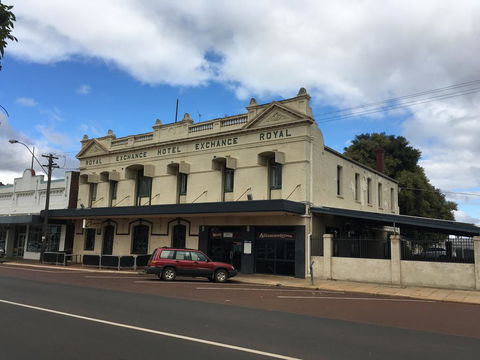 Royal Exchange Hotel - Accommodation Coffs Harbour 0