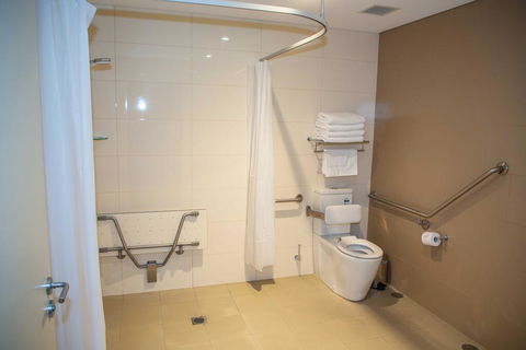 Royal Hotel Randwick - Accommodation Coffs Harbour 2