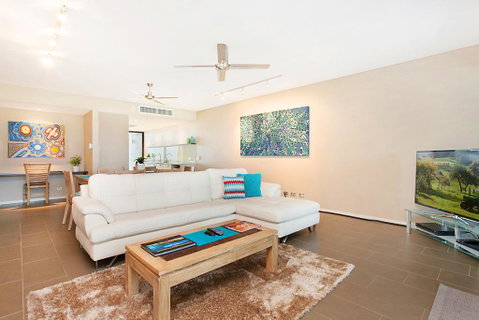 Saltwater Suites - 1,2 & 3 Bed Waterfront Apartments - Accommodation Coffs Harbour 1