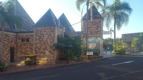 Sanctuary Resort Motor Inn - Accommodation Coffs Harbour 0
