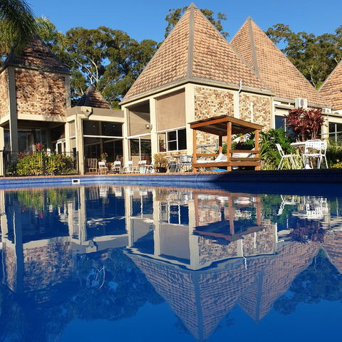 Sanctuary Resort Motor Inn - Accommodation Coffs Harbour 3