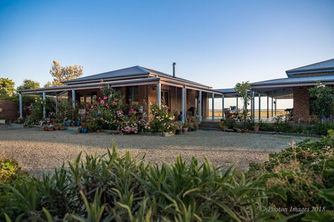 Sanctuary@Waratah - Accommodation Coffs Harbour 0