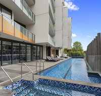 Sandy Hill Apartment by Ready Set Host