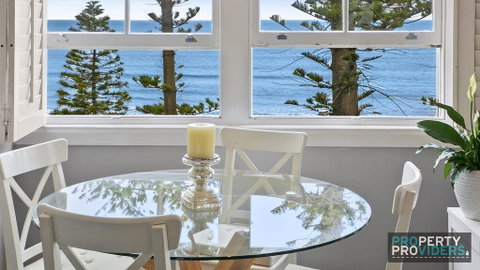 Sandy Toes Manly Executive Apartment - Accommodation Coffs Harbour 0