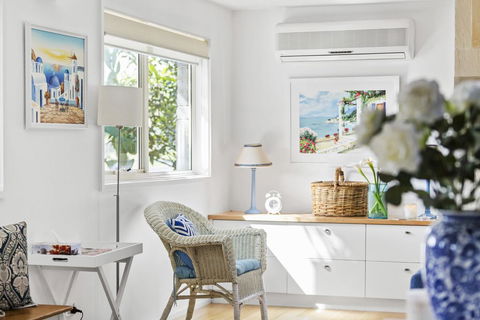 SANTORINI BEACH HOUSE - SAFETY BEACH - Accommodation Coffs Harbour 1