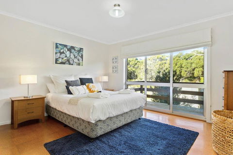 SEASIDE SERENITY 1 - Accommodation Coffs Harbour 3