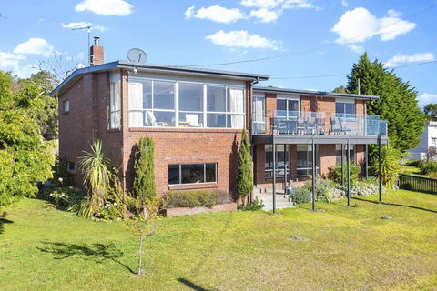 SEASIDE SERENITY 1 - Accommodation Coffs Harbour 2