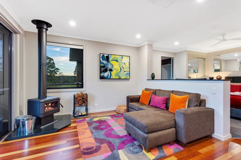 Serenity At Ravensbourne Escape - Accommodation Coffs Harbour 3