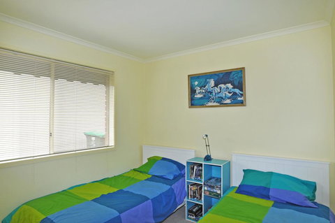 SERRELL BY THE SEA - PET FRIENDLY - Accommodation Coffs Harbour 2