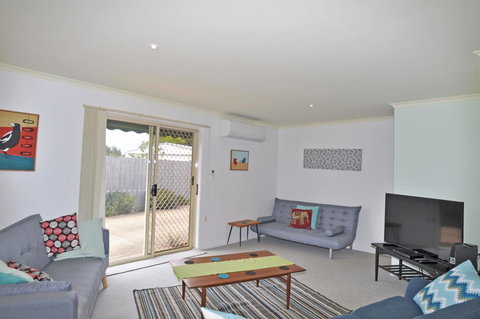 SERRELL BY THE SEA - PET FRIENDLY - Accommodation Coffs Harbour 3