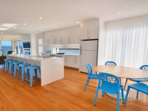 Seven Mile Heaven - Your Coastal Kingdom - Accommodation Coffs Harbour 1
