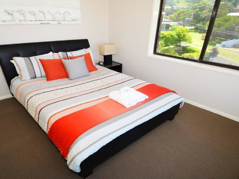 Shirl's By The Sea - Accommodation Coffs Harbour 2