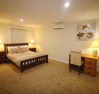 Silver House - Melbourne Airport Accommodation - Accommodation Coffs Harbour