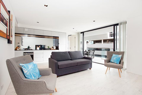 Sleek Modern Apartment In The Heart Of Manly - Accommodation Coffs Harbour 0