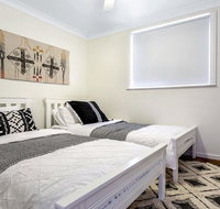 Sounds of Sunshine Whole House - Accommodation Coffs Harbour