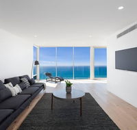 Southpoint -Brand new home oceanfront views - Accommodation Coffs Harbour