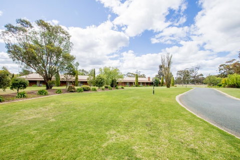 Sportslander Motor Inn - Accommodation Coffs Harbour 3