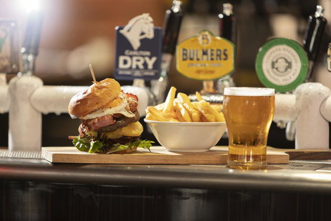 Statesman Hotel - Accommodation Coffs Harbour 3