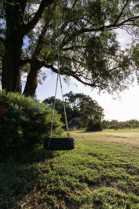 Studio 165 Hidden Gem On 50 Acres With Bay Views - Accommodation Coffs Harbour 3
