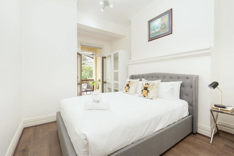 STUNNING SYDNEY HOME 11 - Accommodation Coffs Harbour 1