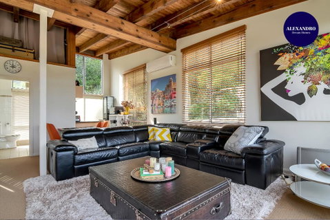 STYLISH & RELAXED LAKE HOME // NARRABEEN - Accommodation Coffs Harbour 0