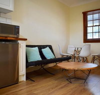 Stylish Cute Cottage in McMahons Point - Accommodation Coffs Harbour