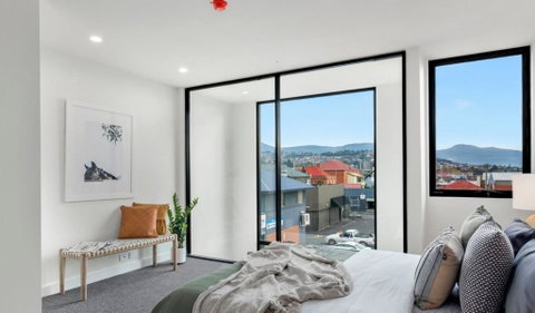 Stylish Townhouse - Accommodation Coffs Harbour 1