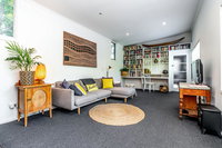 SUNSET BEACH SHACK on SURF