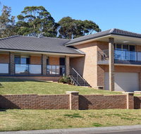 Sunset over Neptune - pet friendly 5 min to beach - Accommodation Coffs Harbour