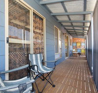 Surf and Sunsets Beach Holiday Home Mandurah - Accommodation Coffs Harbour