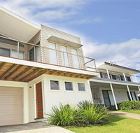 Surf Mist - contemporary seaside duplex - Accommodation Coffs Harbour