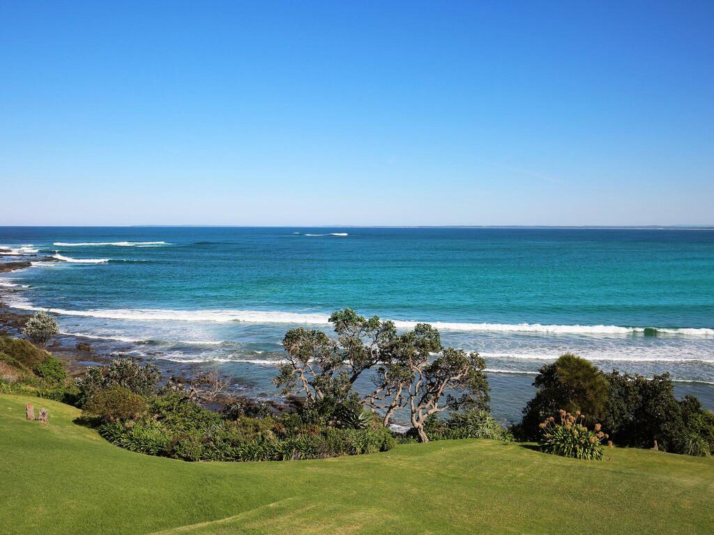 Gerroa NSW Accommodation Coffs Harbour