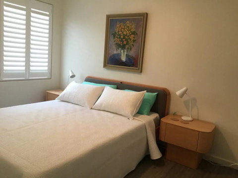 SurfSide Escape In Coogee - Accommodation Coffs Harbour 2
