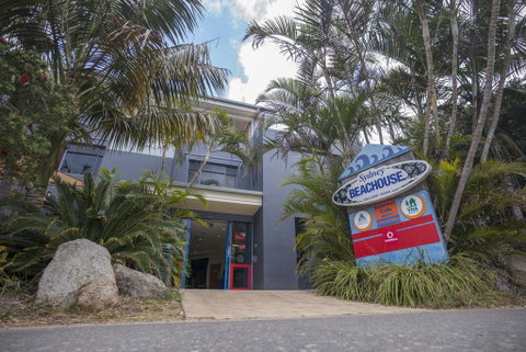 Sydney Beachouse YHA - Accommodation Coffs Harbour 1
