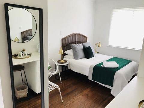 Tea Gardens Hotel - Accommodation Coffs Harbour 2